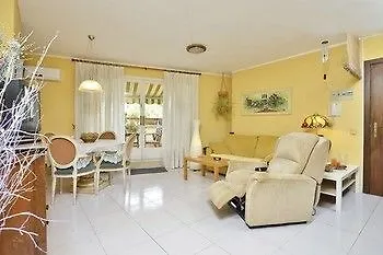 شقة Charming Penthouse *